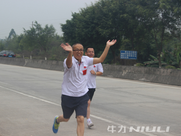 牛力公司 運動員風(fēng)采